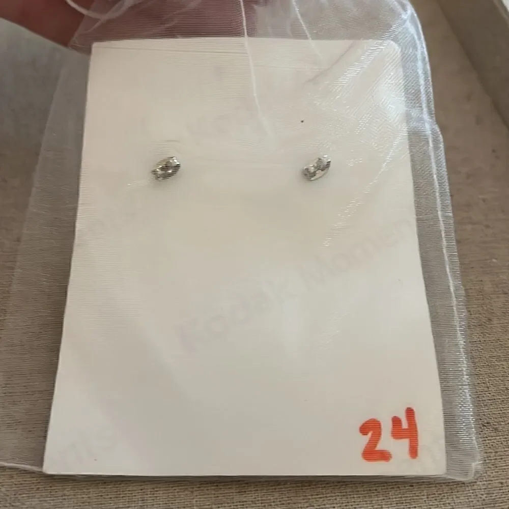 New A Southern Touch Clay Black and White Lightweight Earrings